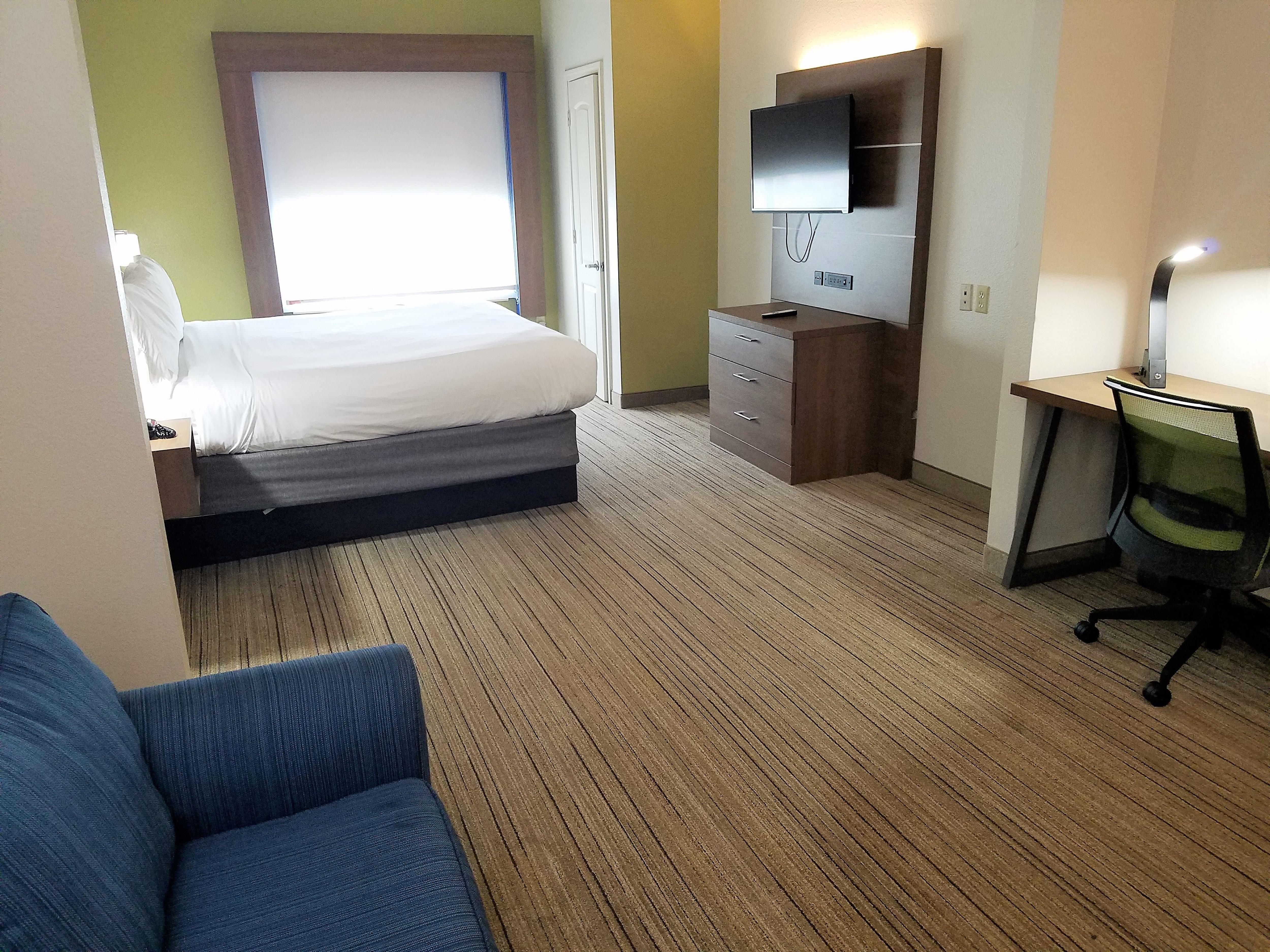 Holiday Inn Express & Suites Dallas East - Fair Park By Ihg Exterior photo